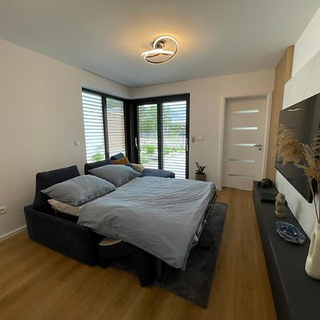 Ferienwohnung Apartman 1.C Sajdikove Humence Exterior foto